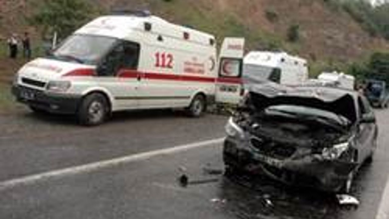 Tarsus'ta Kaza 1 Ölü 5 Yaralı
