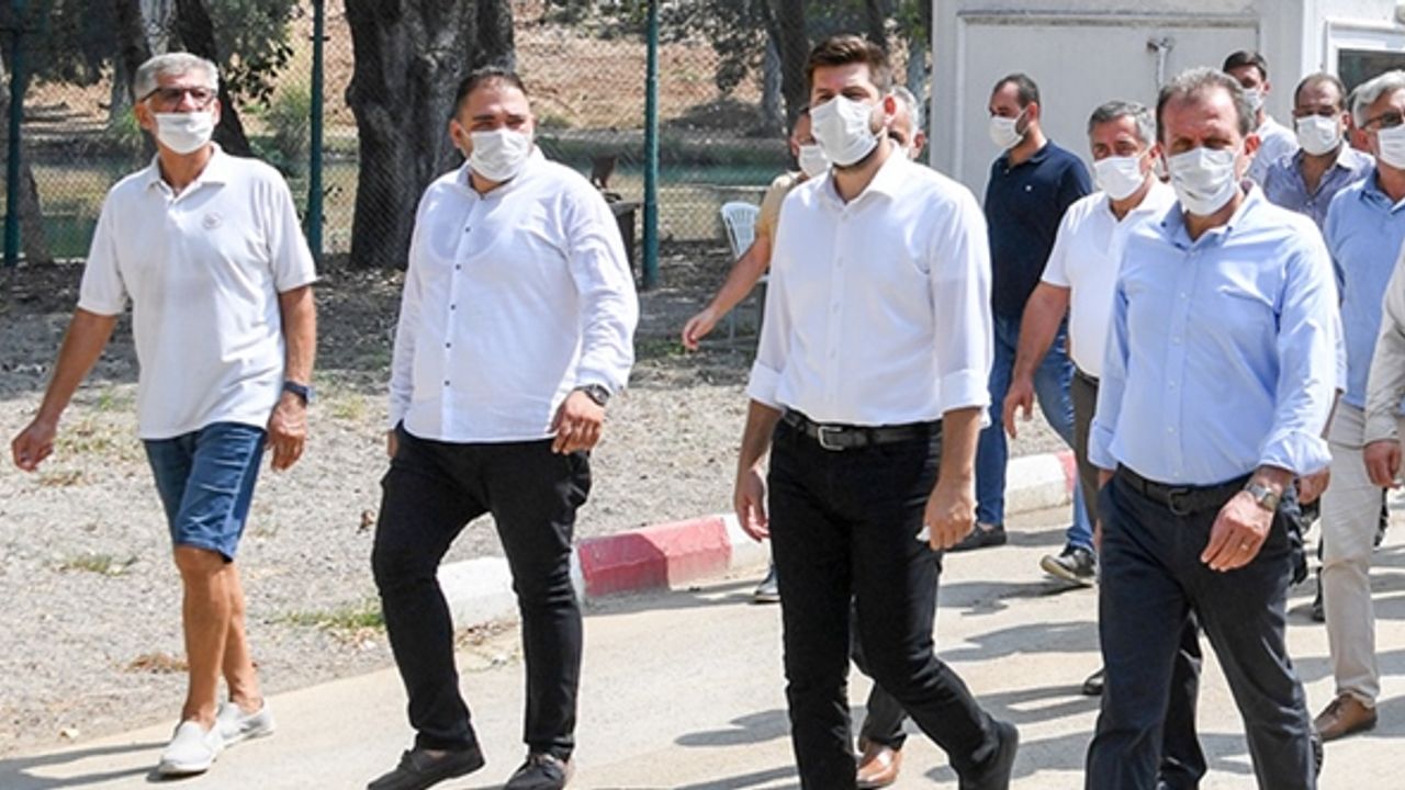 Mersin Büyükşehir’in Geri Dönüşüm Atölyesi Harikalar Yaratıyor