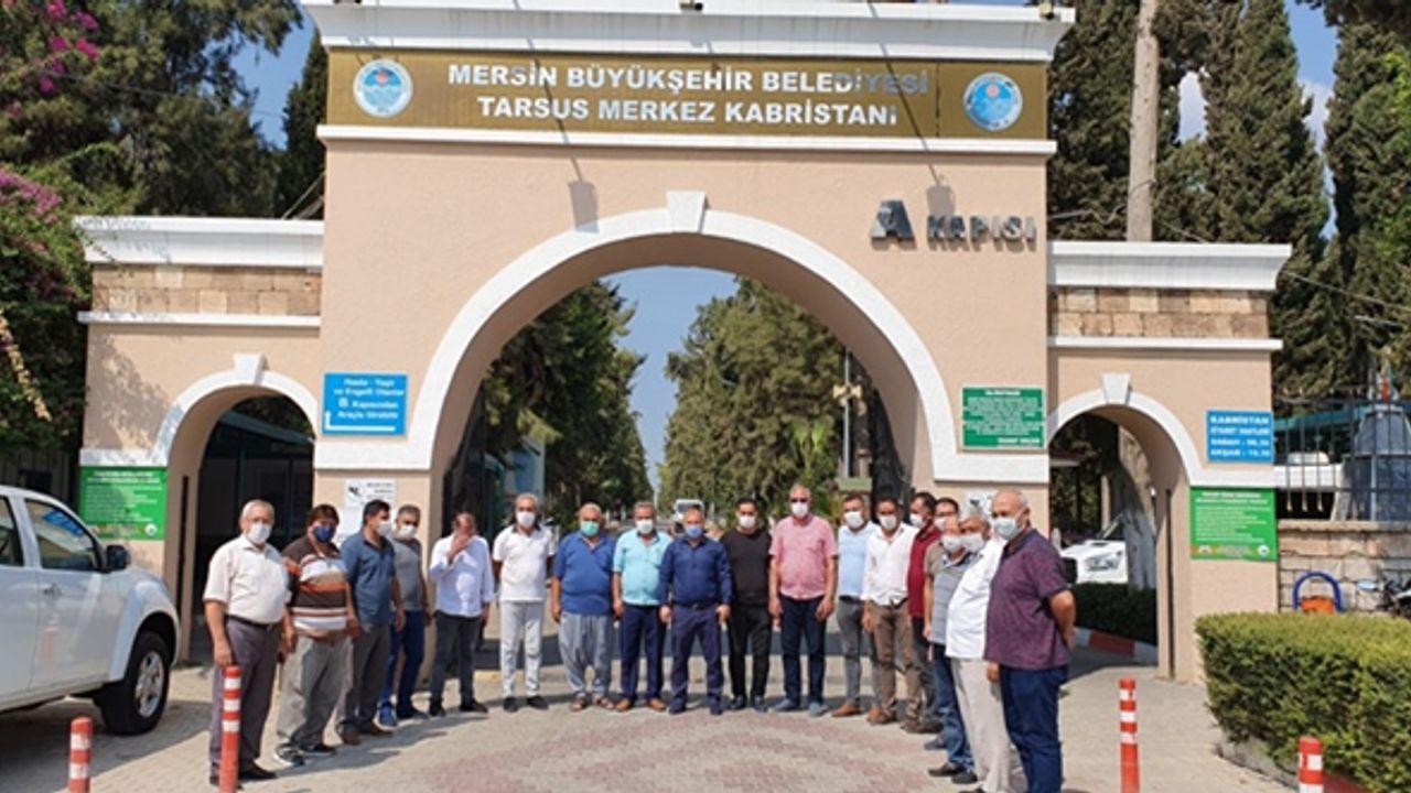 Muhtarlardan Büyükşehir Mezarlık İşlerine ziyaret