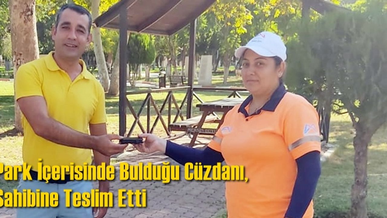 Park İçerisinde Bulduğu Cüzdanı, Sahibine Teslim Etti