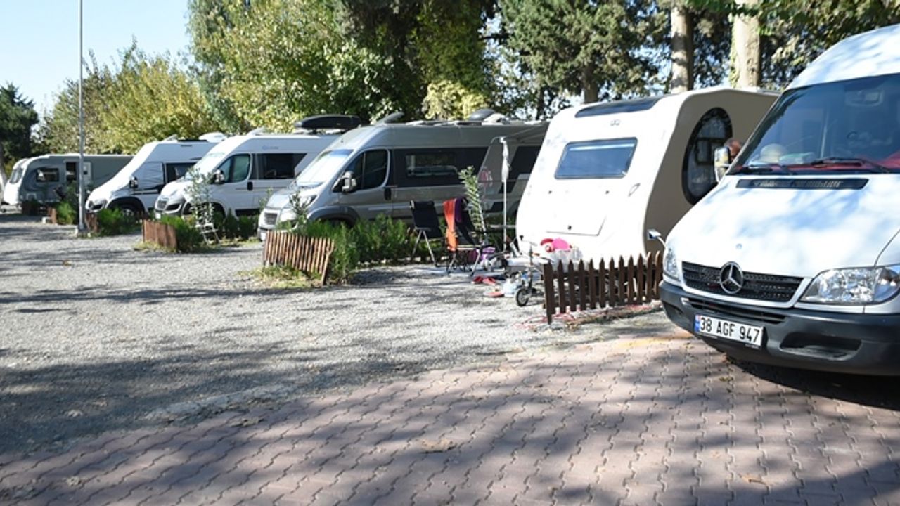 Tarsus Belediyesi Karavanpark 10 Ayda 1500 Karavana Ev Sahipliği Yaptı