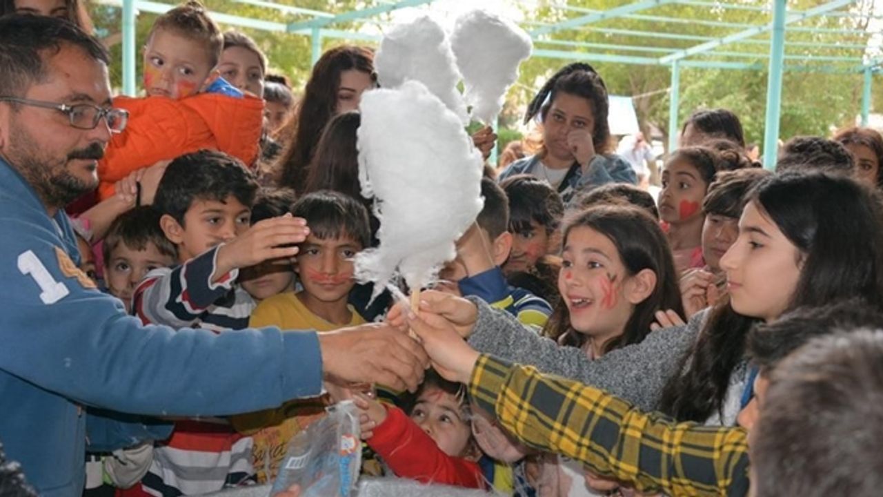CHP Tarsus İlçe Örgütünün Deprem Mağduru Çocuklara Yönelik Sosyal Etkinlikleri Sürüyor