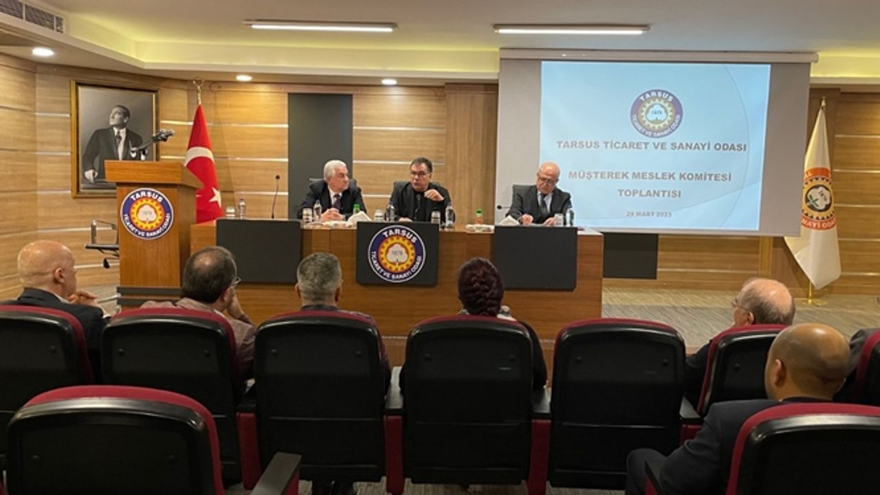 Tarsus Ticaret ve Sanayi Odası Mart ayı Meclis Toplantısı'nda Tarsus'un İL olması gündeme geldi.