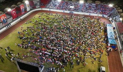 Başkan Boltaç Tarsuslularla Milli Maçta Buluştu