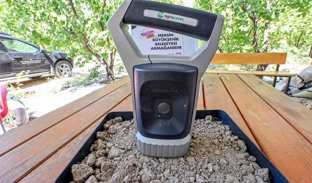Mersin'de üreticiye toprak analiz cihazı desteği