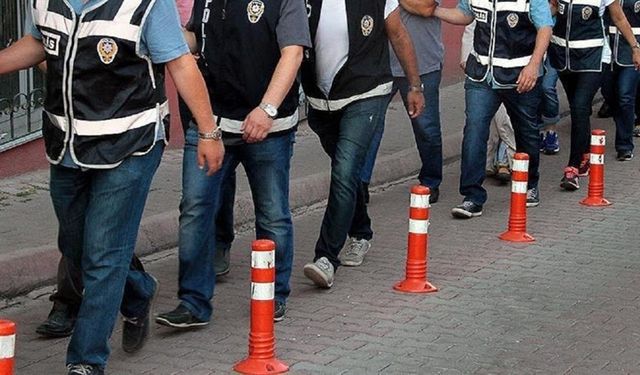 Tarsus'ta Tefecilik Yaptıkları İddiasıyla Gözaltına Alınan 9 Şüpheli Tutuklandı