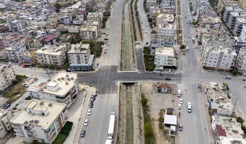 Tarsus Kırklarsırtı Mahallesi’nde Sulama Kanalı Üzerinde Bulunan Köprü Tamamen Yenilendi