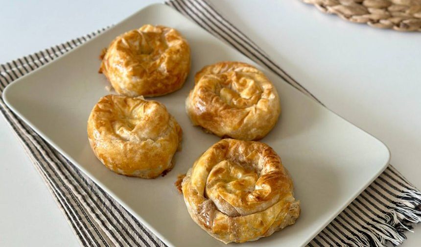 Cevizli Peynirli Börek Çengelköy Tarifi: Gelenekten Gelen Lezzet